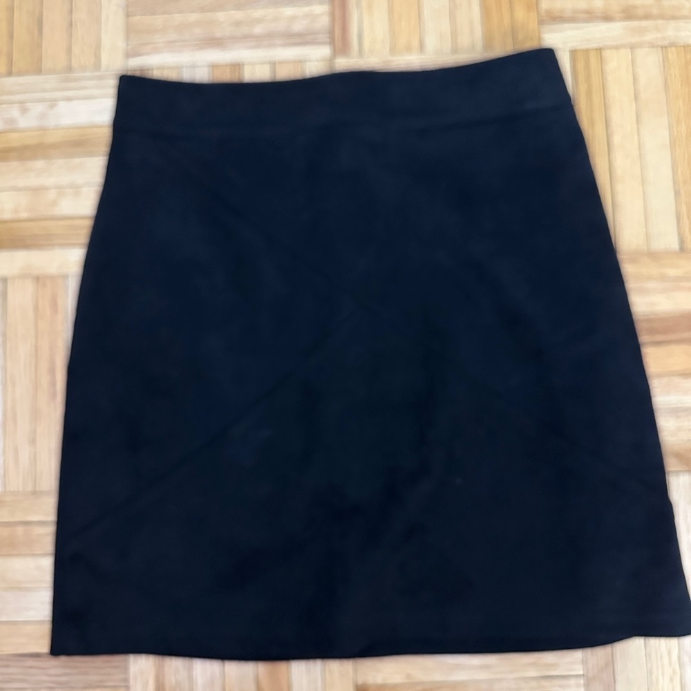 Black mini skirt